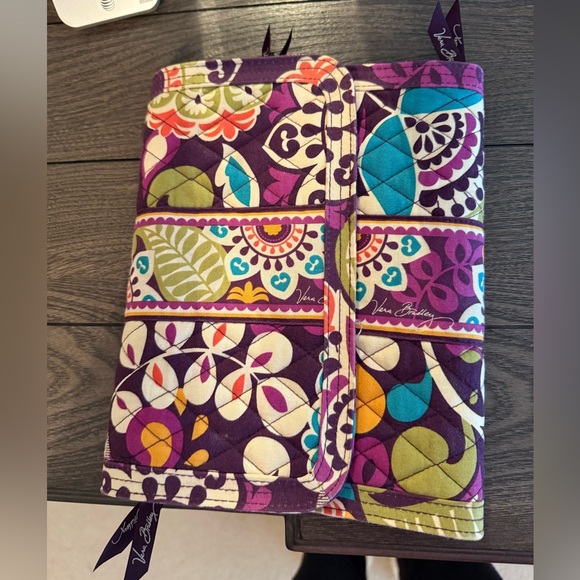 Vera Bradley Purple and White Travel Jewelry Organizer - Picture 1 of 2